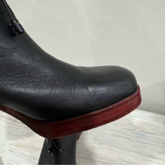 Kork-ease Mertle Black Leather Chunky Square Toe Block Heel Ankle Boots Sz 9.5 - Picture 7 of 15